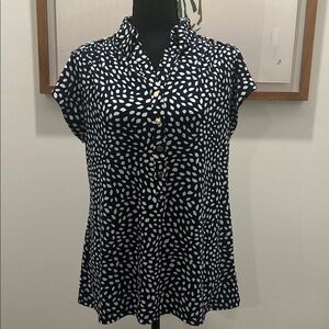 Charter Club navy blue and white shirt large. Short sleeved